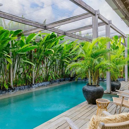 Mundaka Villa By Betterplace Canggu Exterior foto